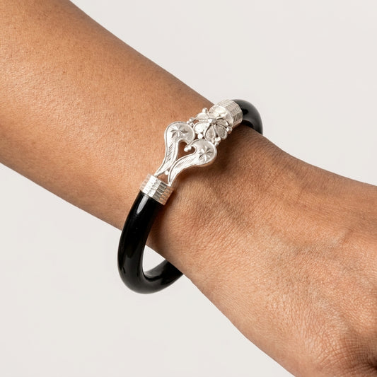 Dvi-patra Pola – 92.5 Hallmarked Sterling Silver Pola Bangle