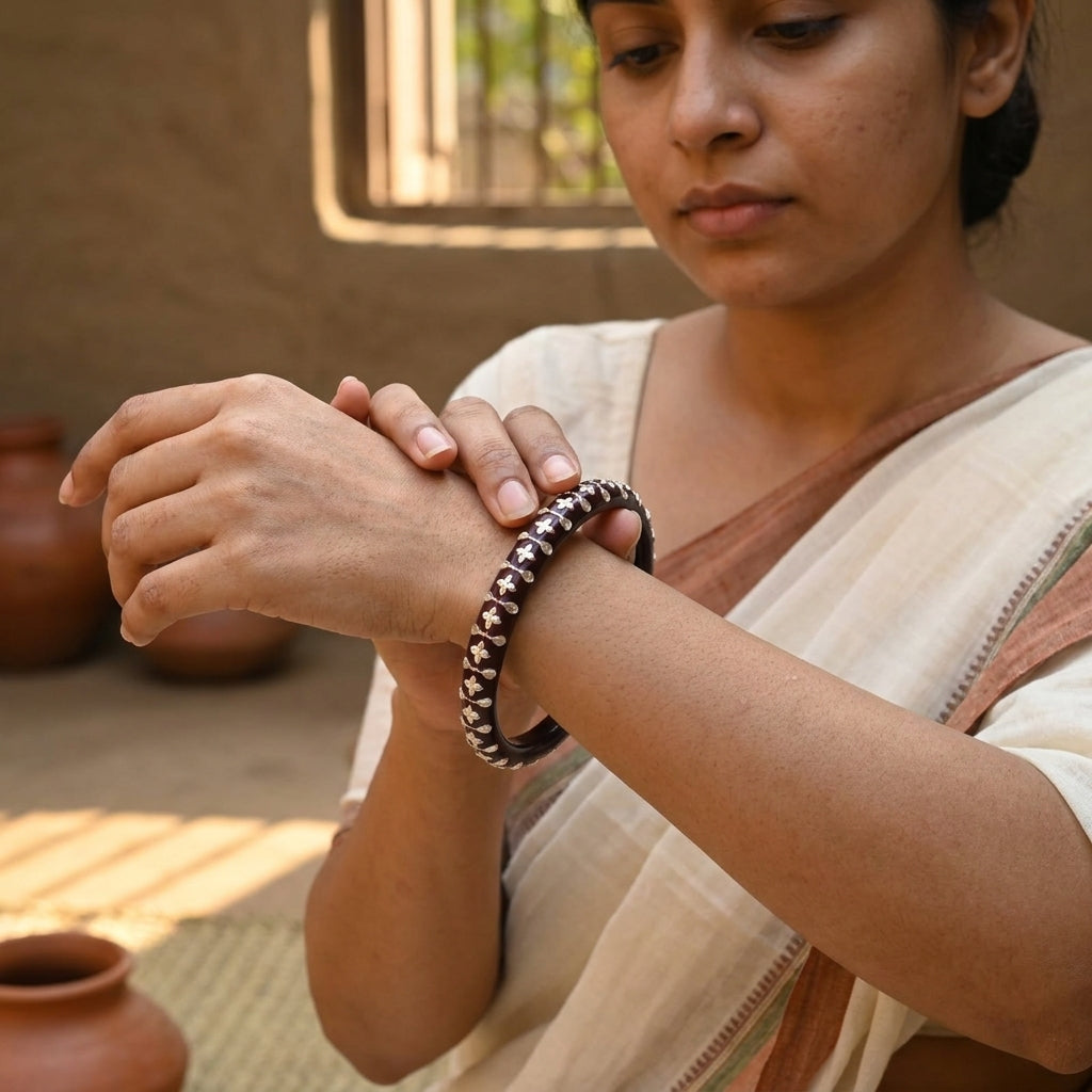 Mallikā Valaya | Handcrafted 92.5 Sterling Silver Pola Bangle