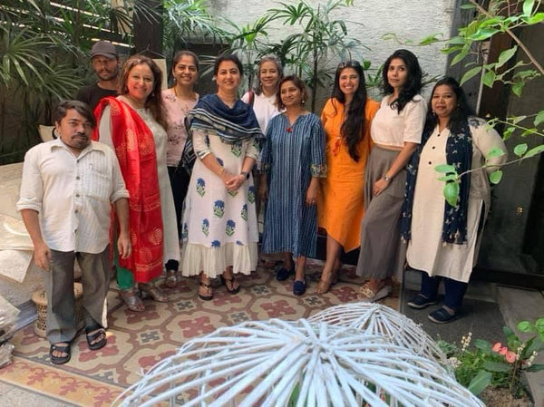 Daroonjinish team and artisans together at a craft event