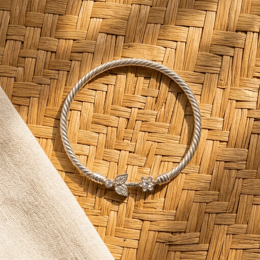 Śyāmā Bala is handcrafted in 92.5% silver and inspired by Maa Kali