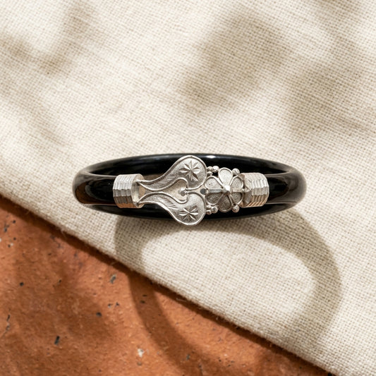 Dvi-patra Pola – 92.5 Hallmarked Sterling Silver Pola Bangle