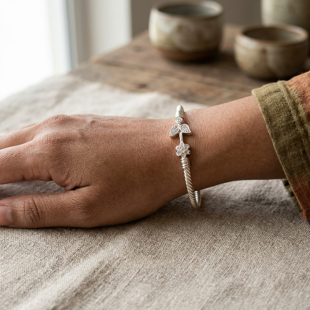 Śyāmā Bala is handcrafted in 92.5% silver and inspired by Maa Kali